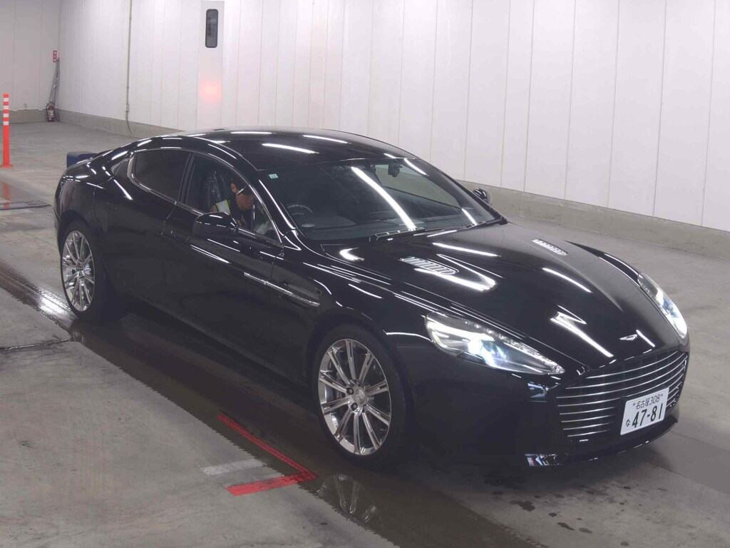 Aston Martin Rapide 2013 z aukcji japońskiej