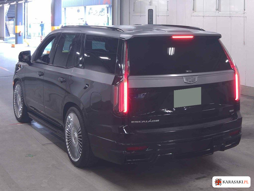 2022 Cadillac Escalade 4WD Sport 2