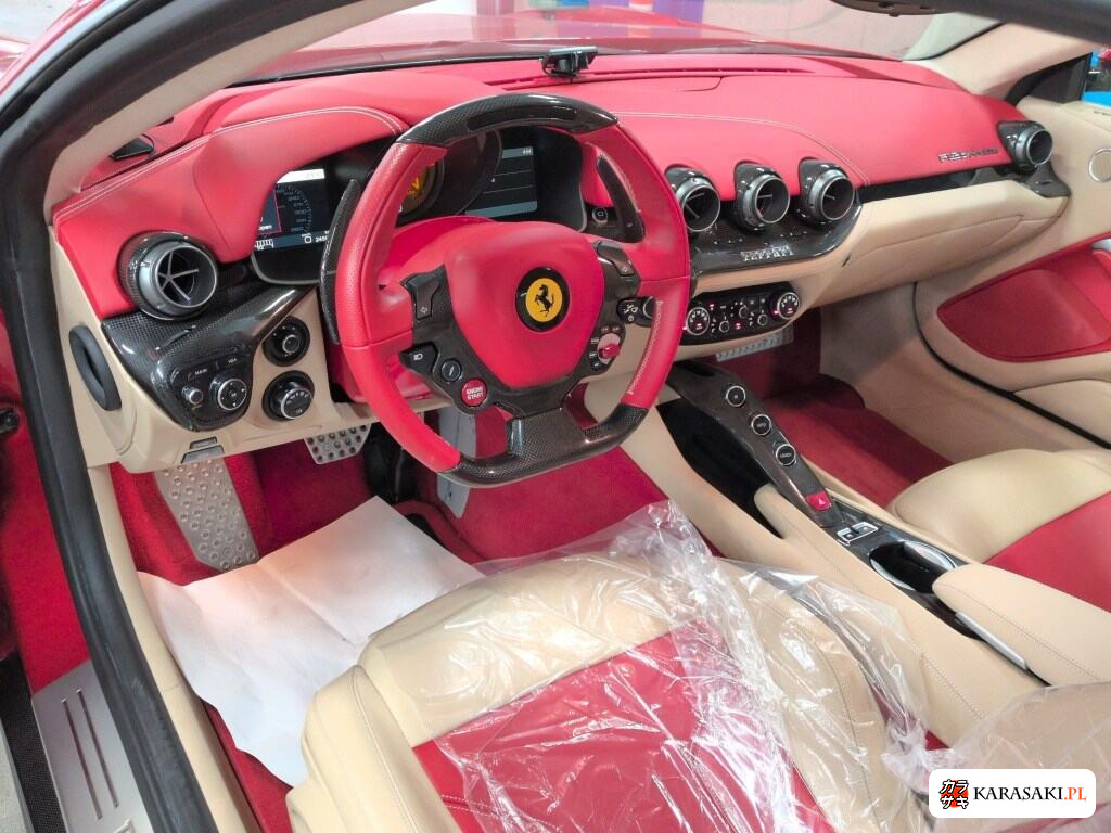 2015 Ferrari F12 Berlinetta Base Grade 5