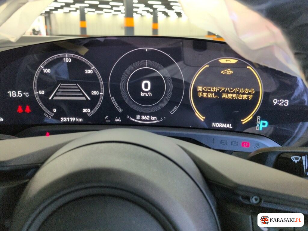 2022 Porsche Taycan 4D Base Grade 6