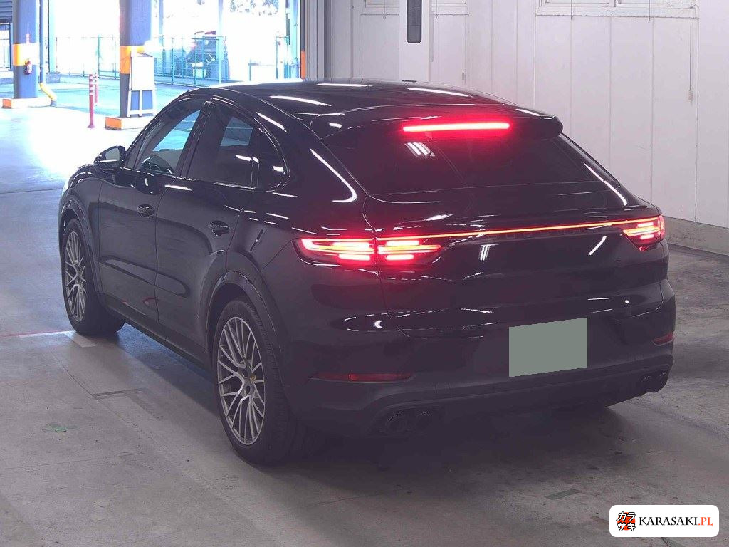 2022 Porsche Cayenne Coupe 4WD Platinum Edition 2