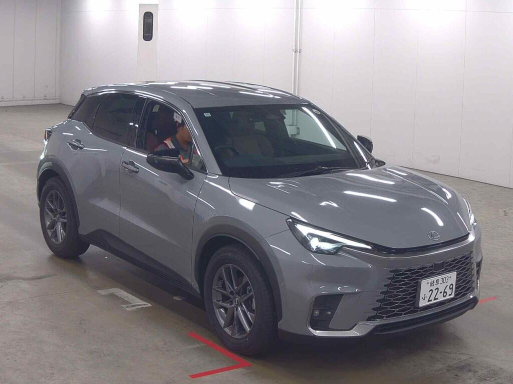 Lexus LBX 2024 z aukcji japońskiej