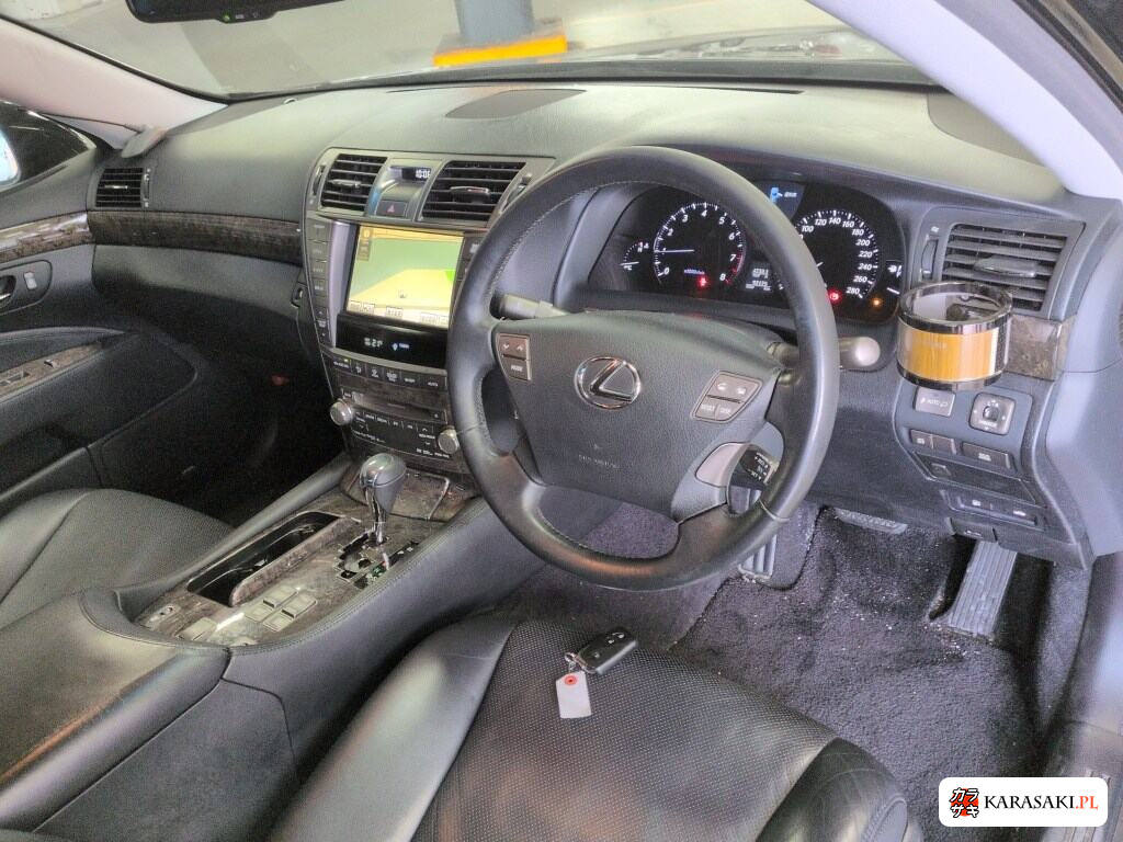Lexus LS 2009 z aukcji japońskiej