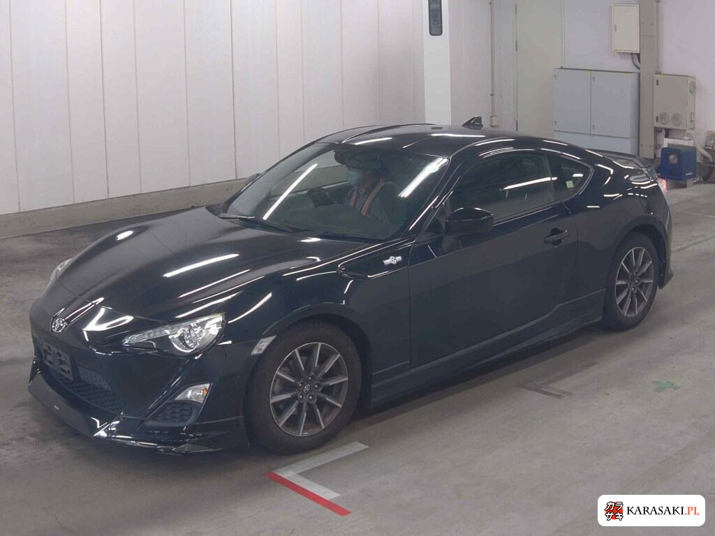 Toyota 86 2015 z aukcji japońskiej
