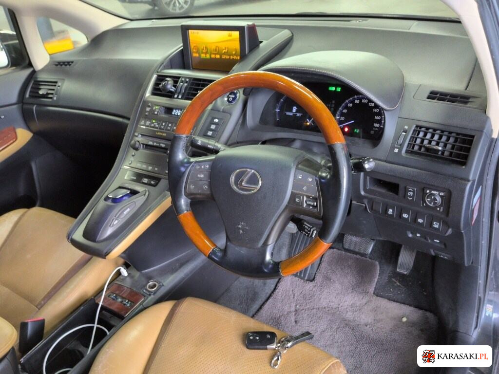 Lexus HS 2009 z aukcji japońskiej