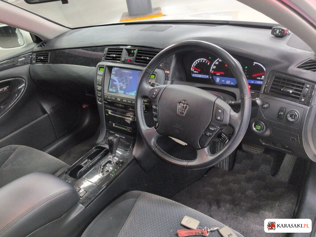 Toyota Crown 2007 z aukcji japońskiej