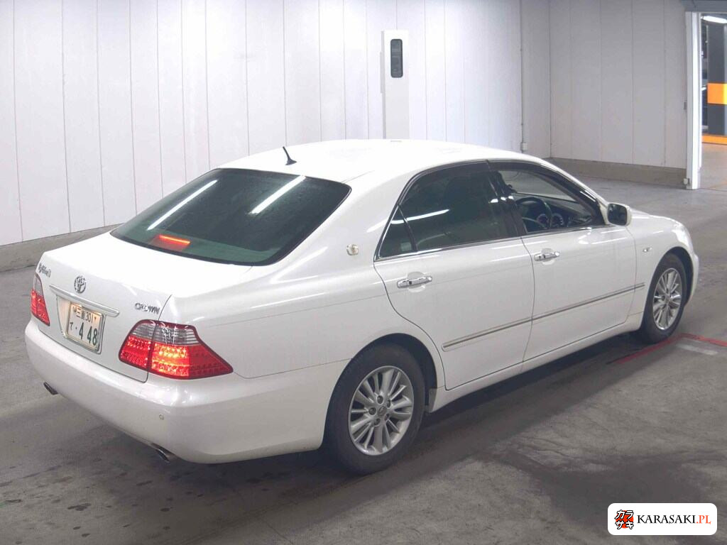 Toyota Crown 2006 z aukcji japońskiej