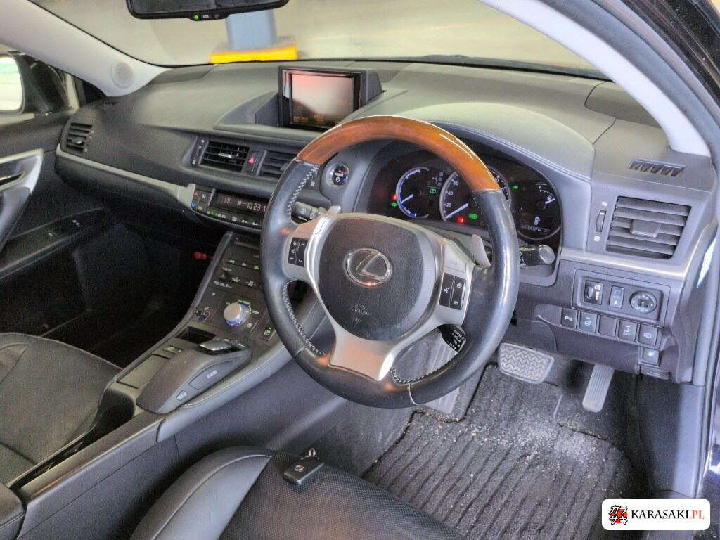 Lexus CT 2012 z aukcji japońskiej