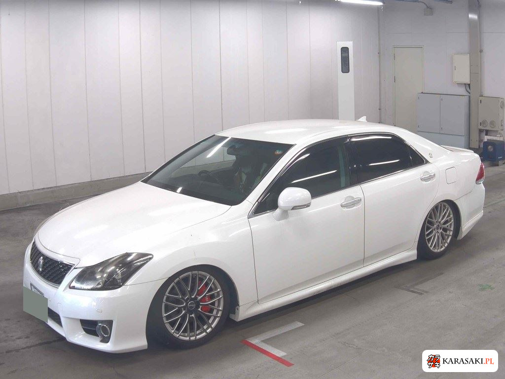 Toyota Crown 2011 z aukcji japońskiej