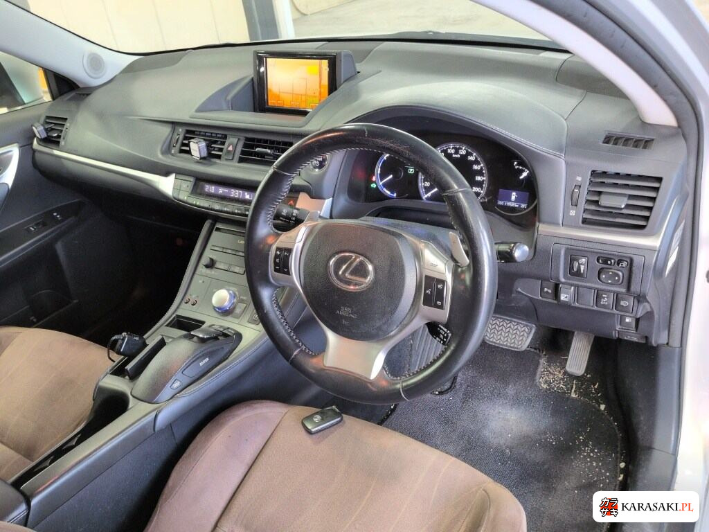 Lexus CT 2011 z aukcji japońskiej