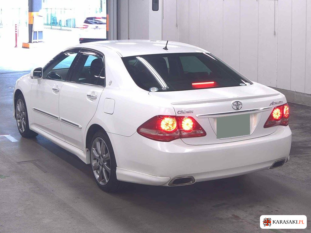 Toyota Crown 2008 z aukcji japońskiej
