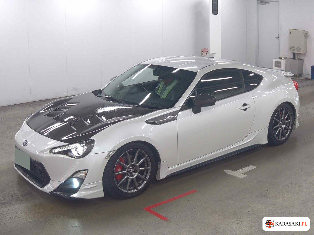 Toyota 86 2013 z aukcji japońskiej