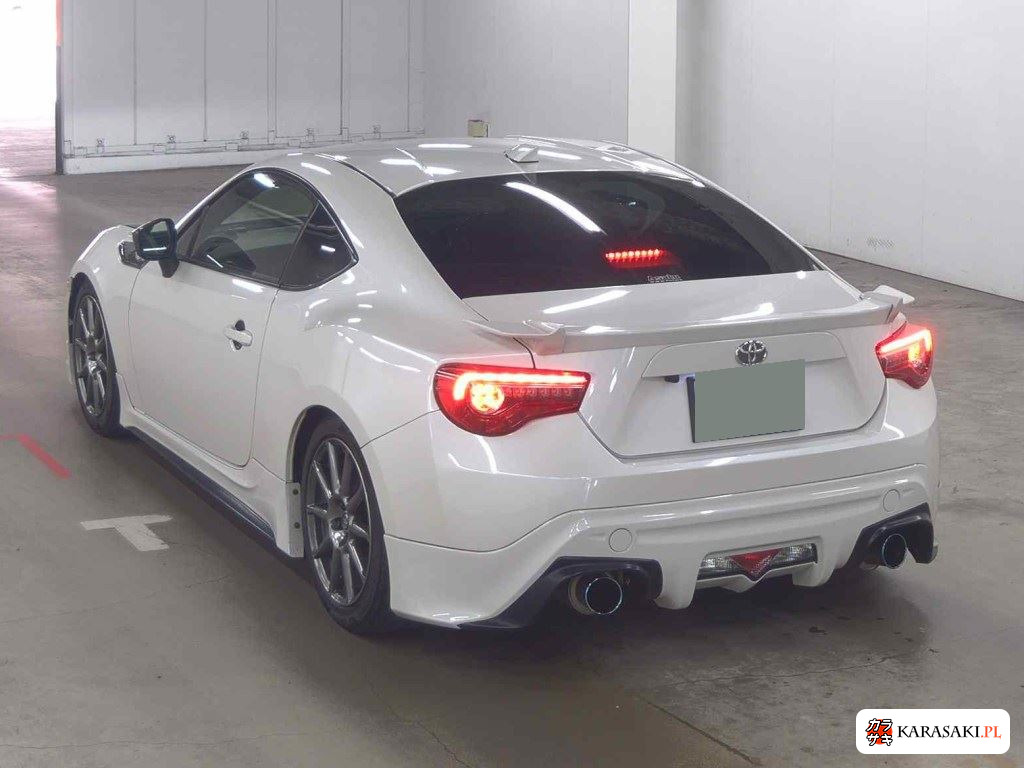 Toyota 86 2013 z aukcji japońskiej