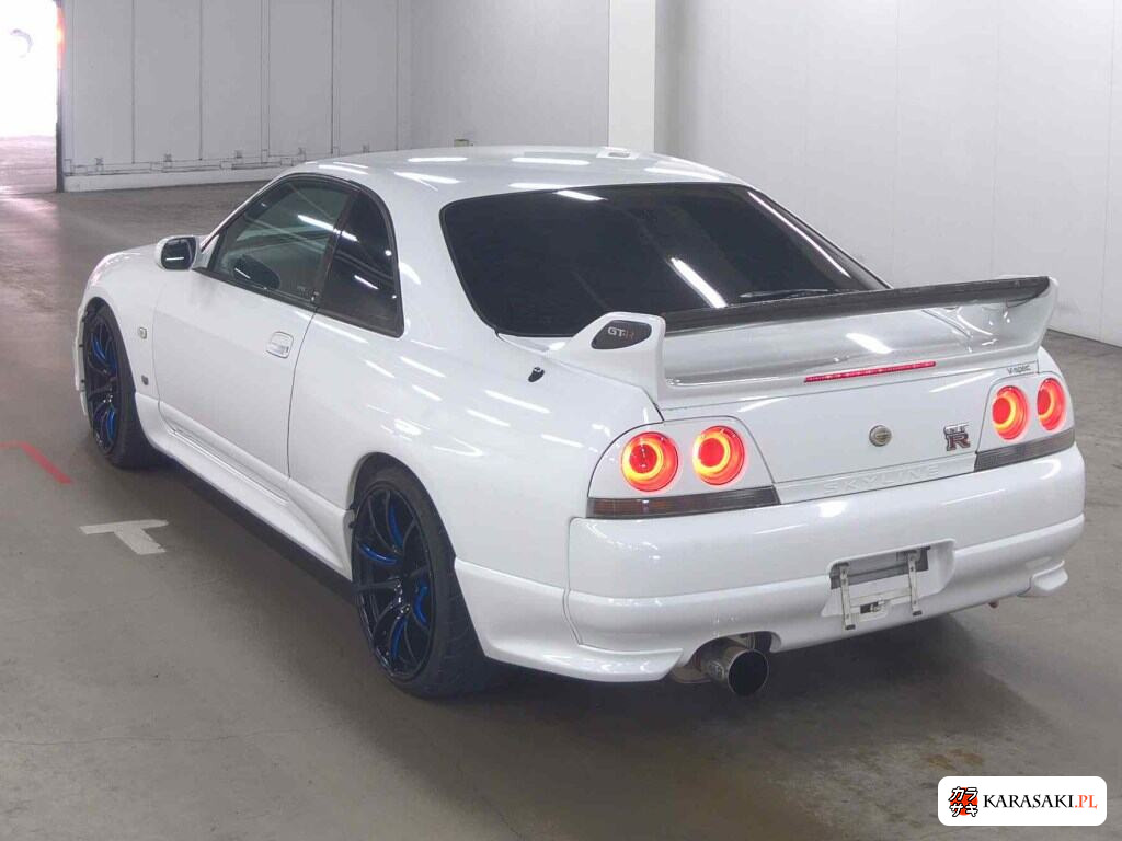 Nissan Skyline 1996 from a Japanese auction