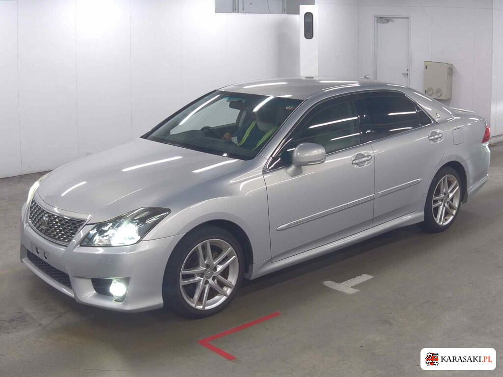 Toyota Crown 2010 z aukcji japońskiej