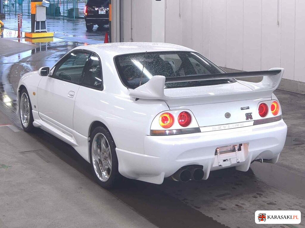 Nissan Skyline 1997 z aukcji japońskiej