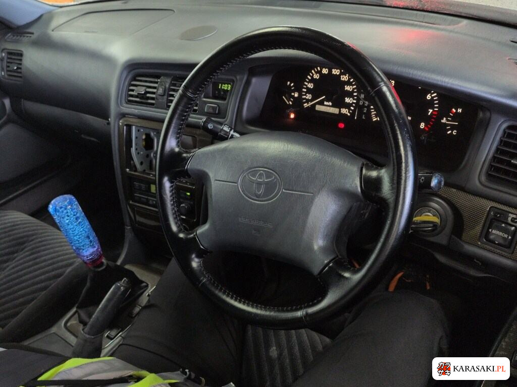 Toyota Chaser 1998 z aukcji japońskiej