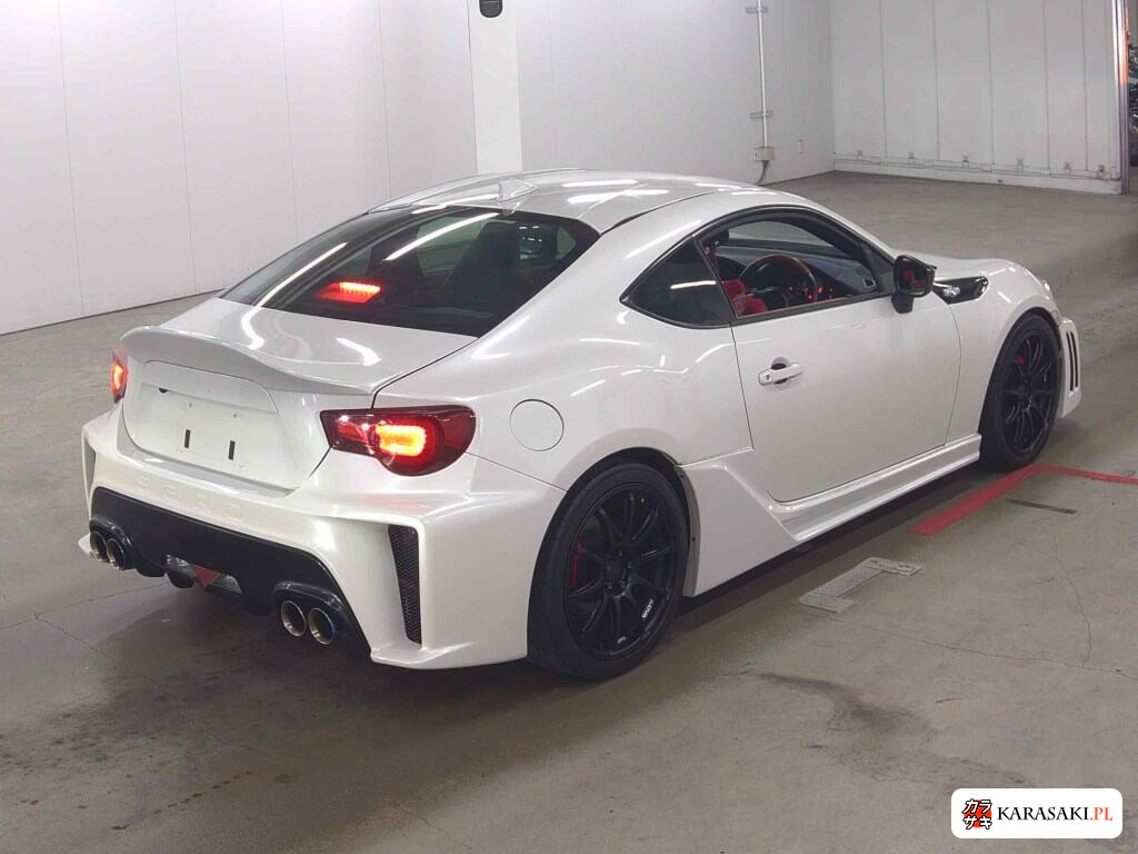 Toyota 86 2015 z aukcji japońskiej