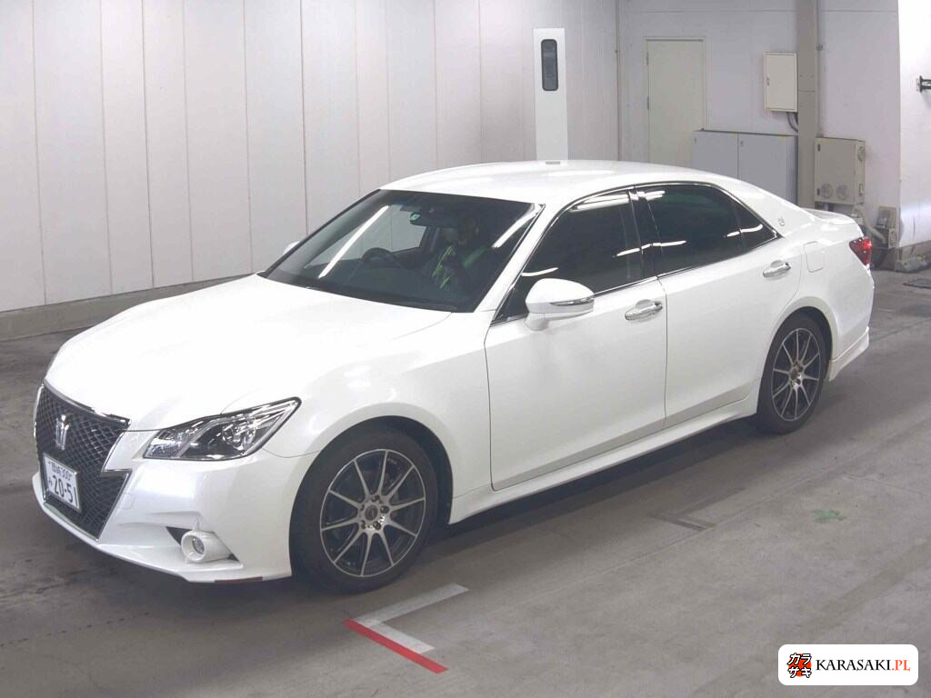 Toyota Crown 2015 z aukcji japońskiej