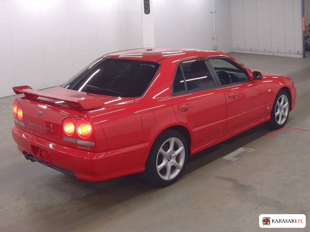 Nissan Skyline 1998 z aukcji japońskiej