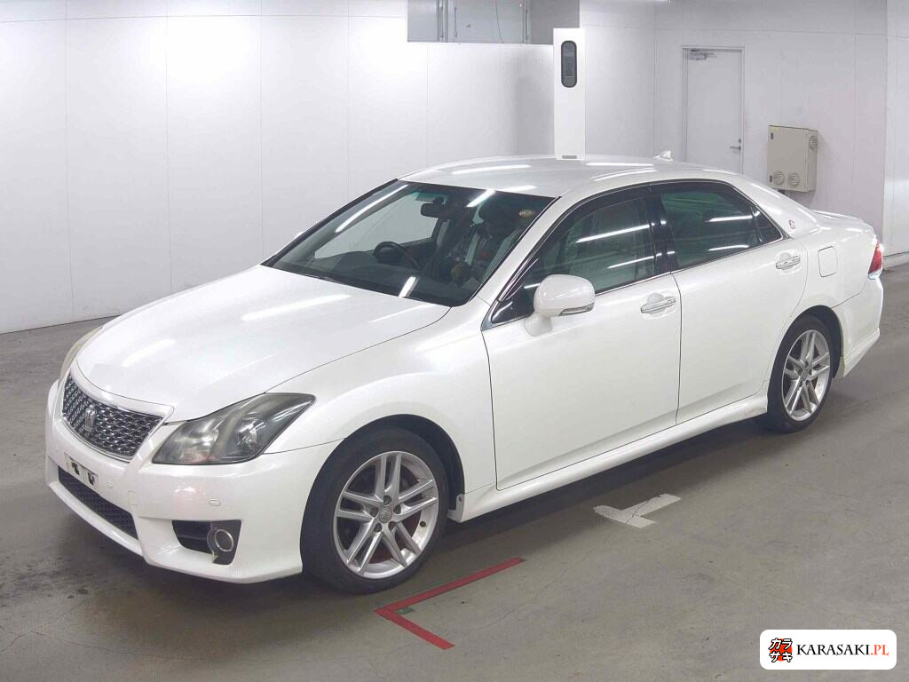 Toyota Crown 2010 z aukcji japońskiej