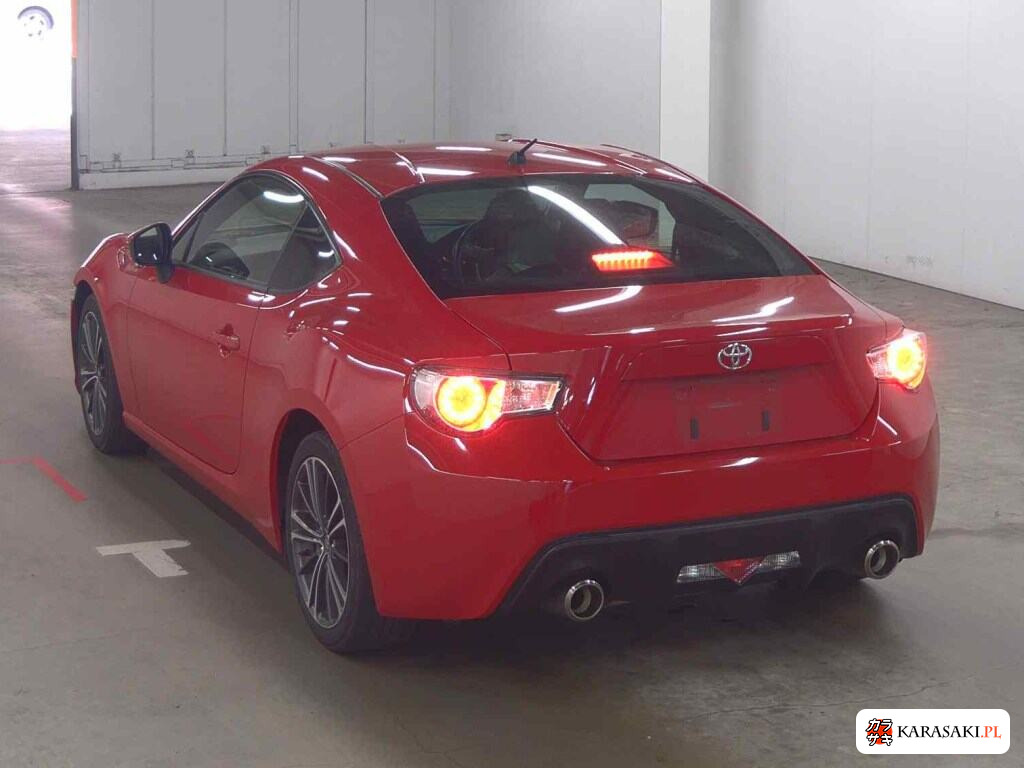 Toyota 86 2014 z aukcji japońskiej