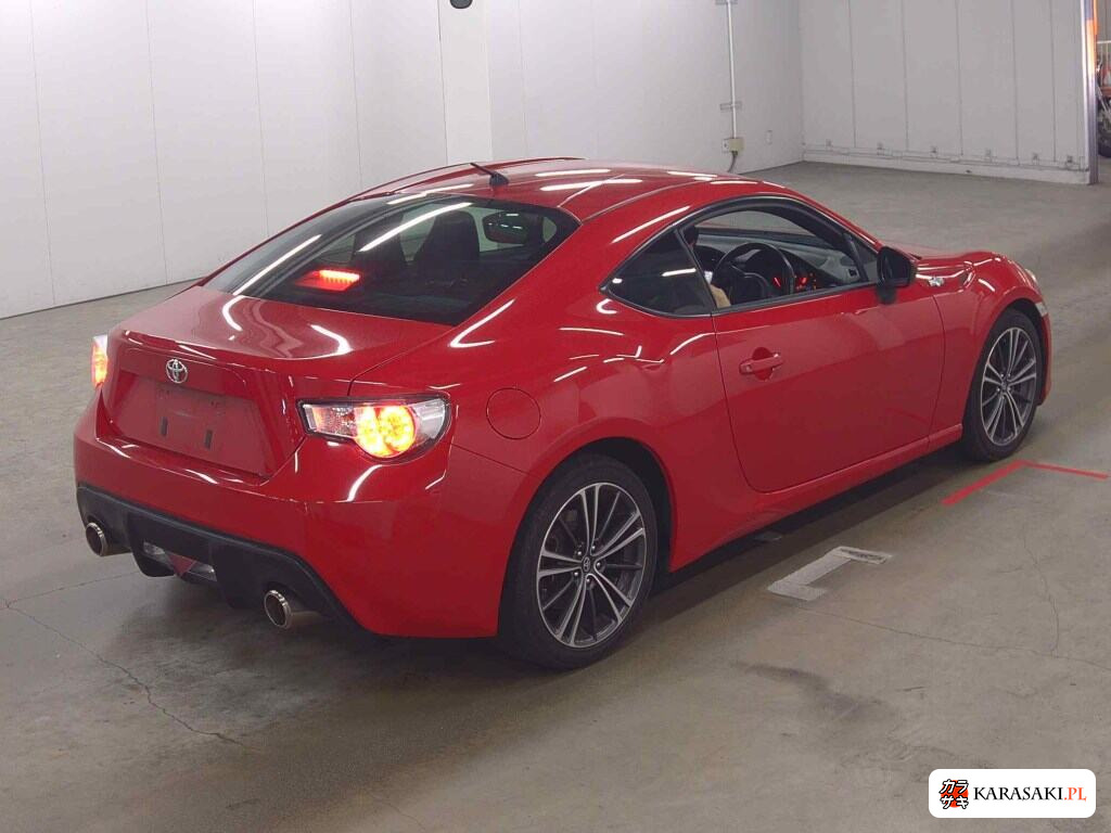 Toyota 86 2014 z aukcji japońskiej