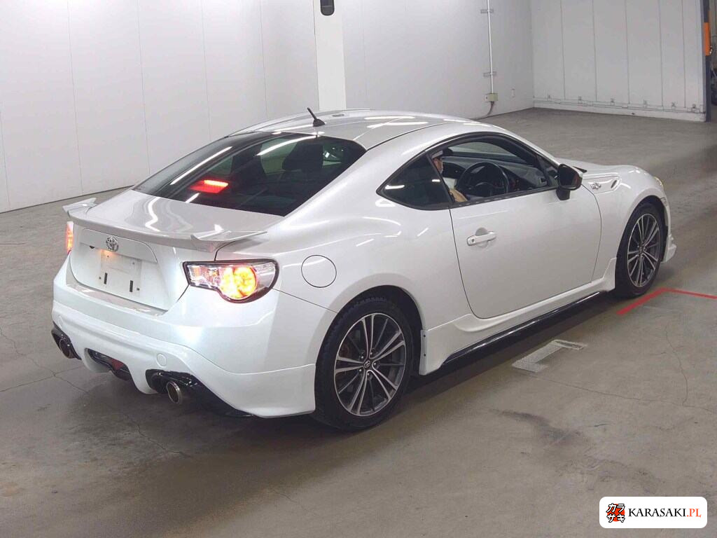 Toyota 86 2012 z aukcji japońskiej