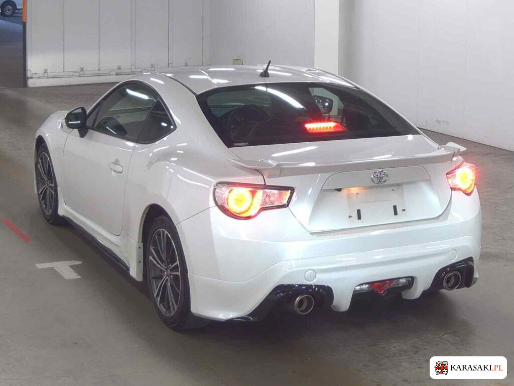 Toyota 86 2012 z aukcji japońskiej