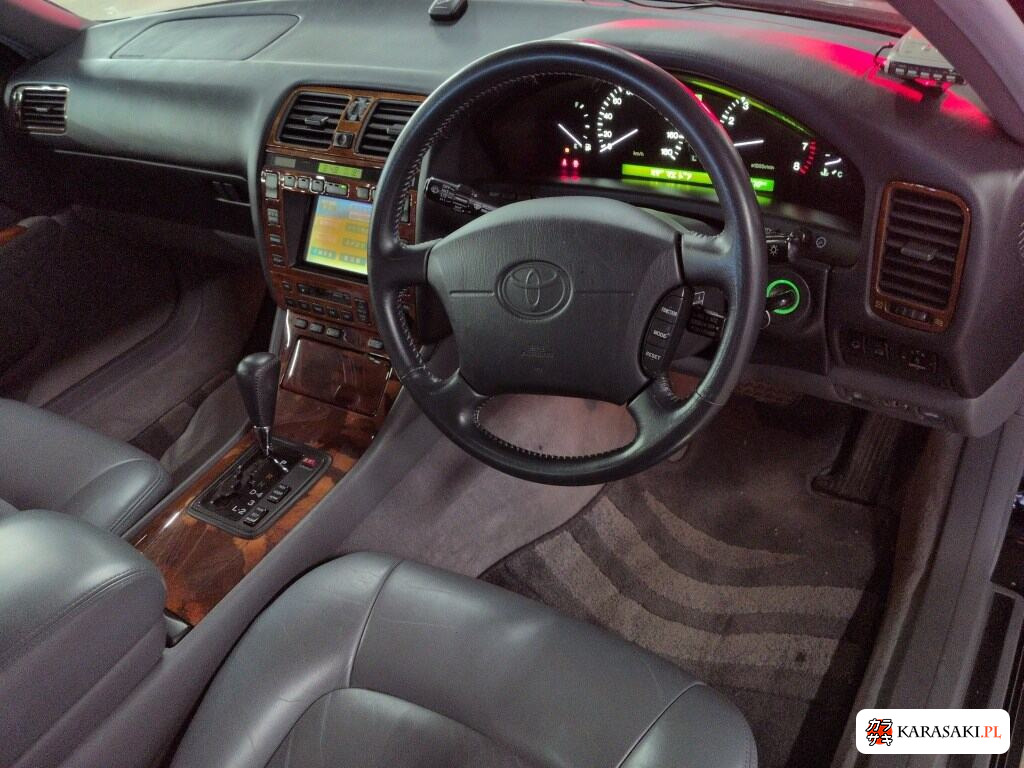 Toyota Celsior 1997 z aukcji japońskiej