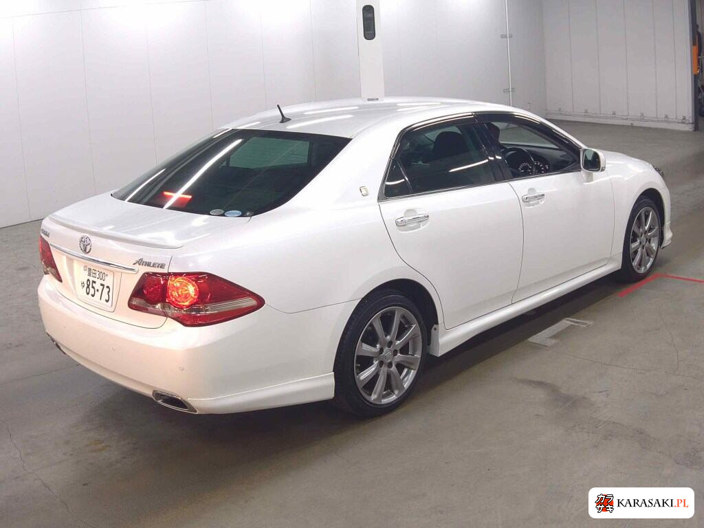 Toyota Crown 2008 z aukcji japońskiej