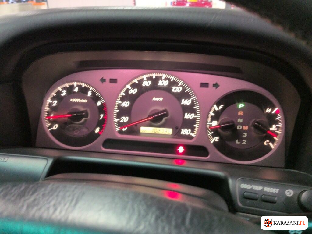 Toyota Crown Estate 2006 z aukcji japońskiej