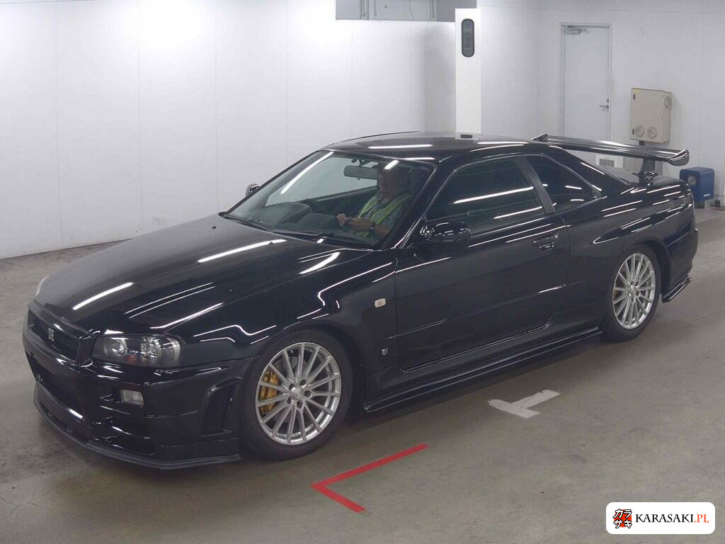 Nissan Skyline 2000 z aukcji japońskiej