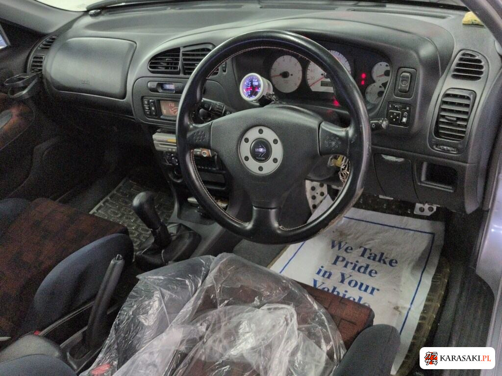 Mitsubishi Lancer 1996 z aukcji japońskiej