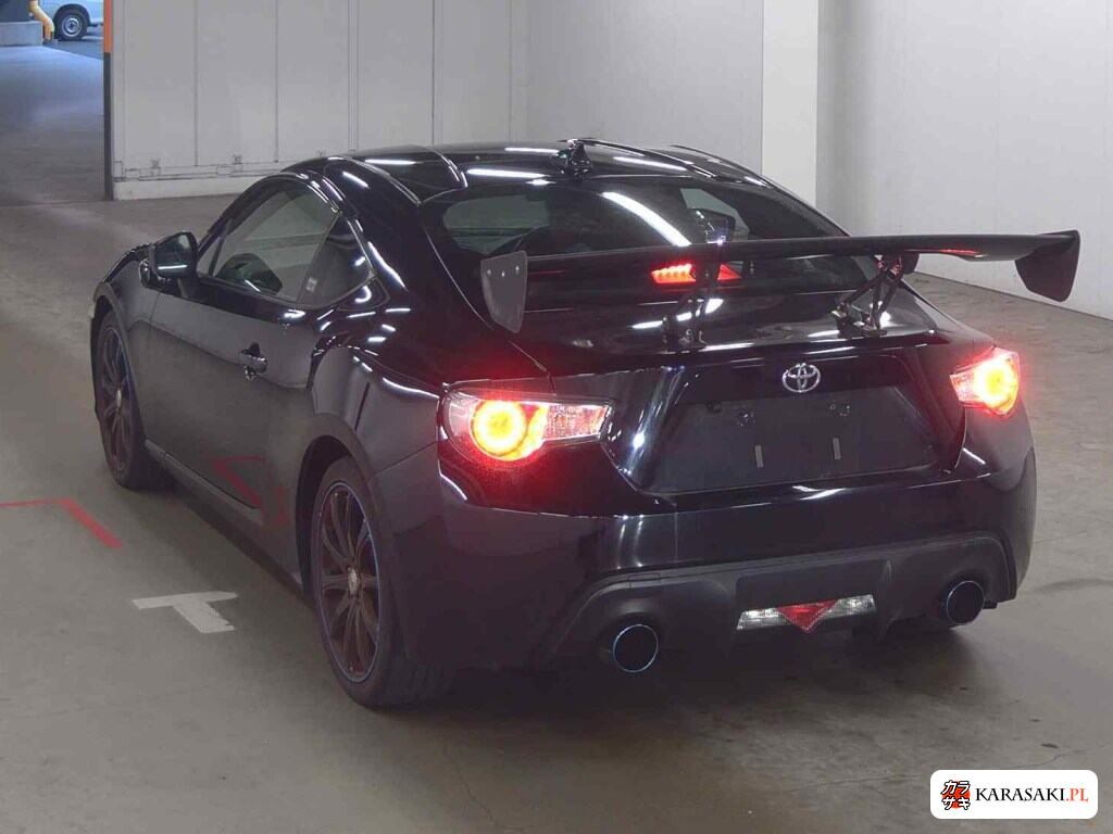 Toyota 86 2013 z aukcji japońskiej