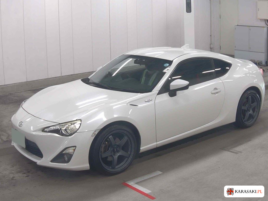 Toyota 86 2016 z aukcji japońskiej