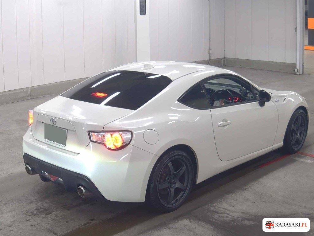 Toyota 86 2016 z aukcji japońskiej