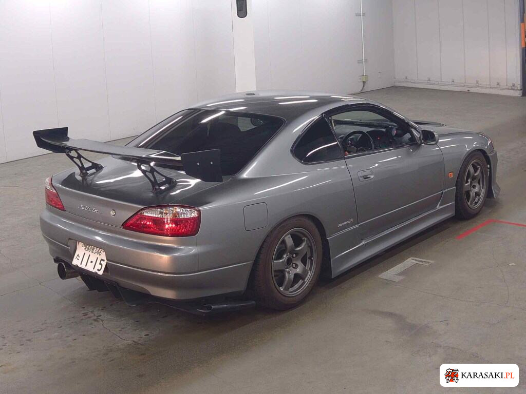 Nissan Silvia 2002 z aukcji japońskiej