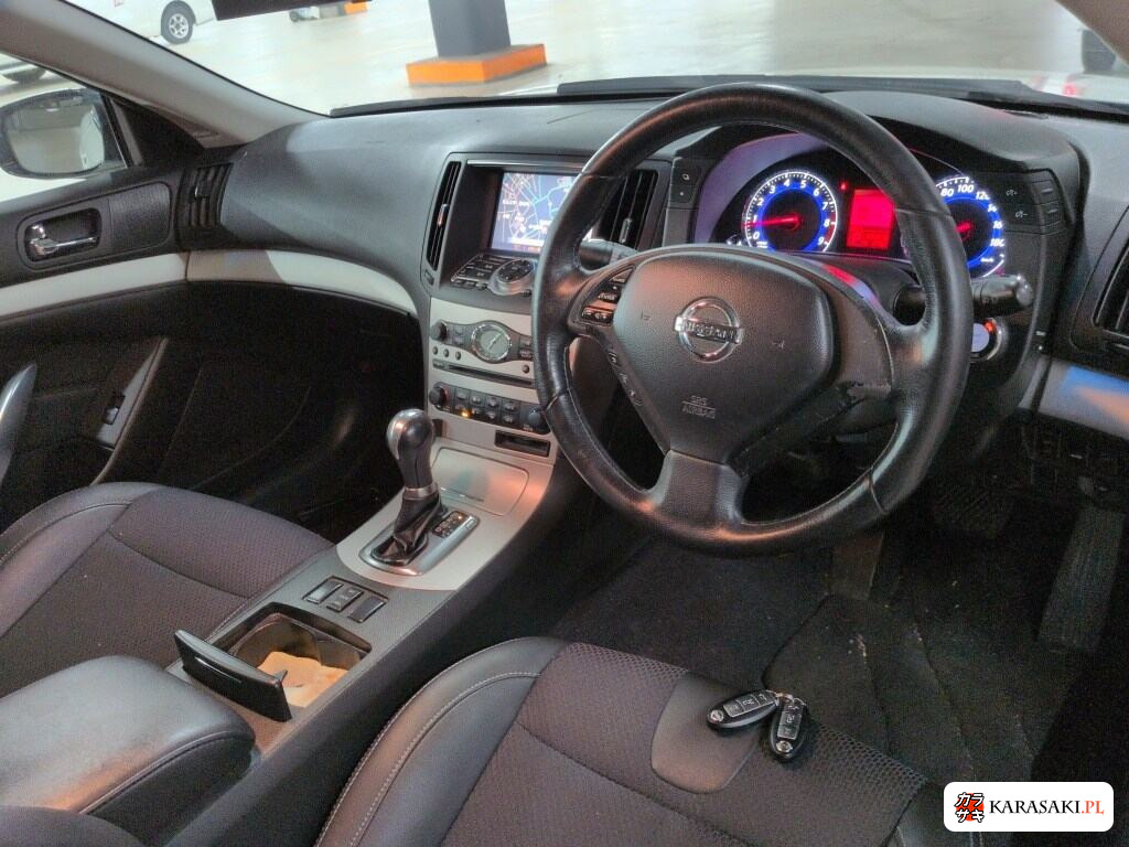 Nissan Skyline 2008 z aukcji japońskiej