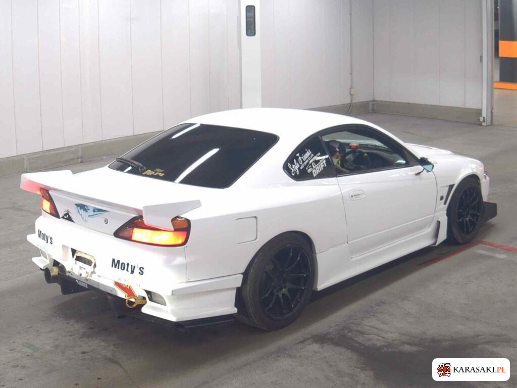 Nissan Silvia 2000 z aukcji japońskiej