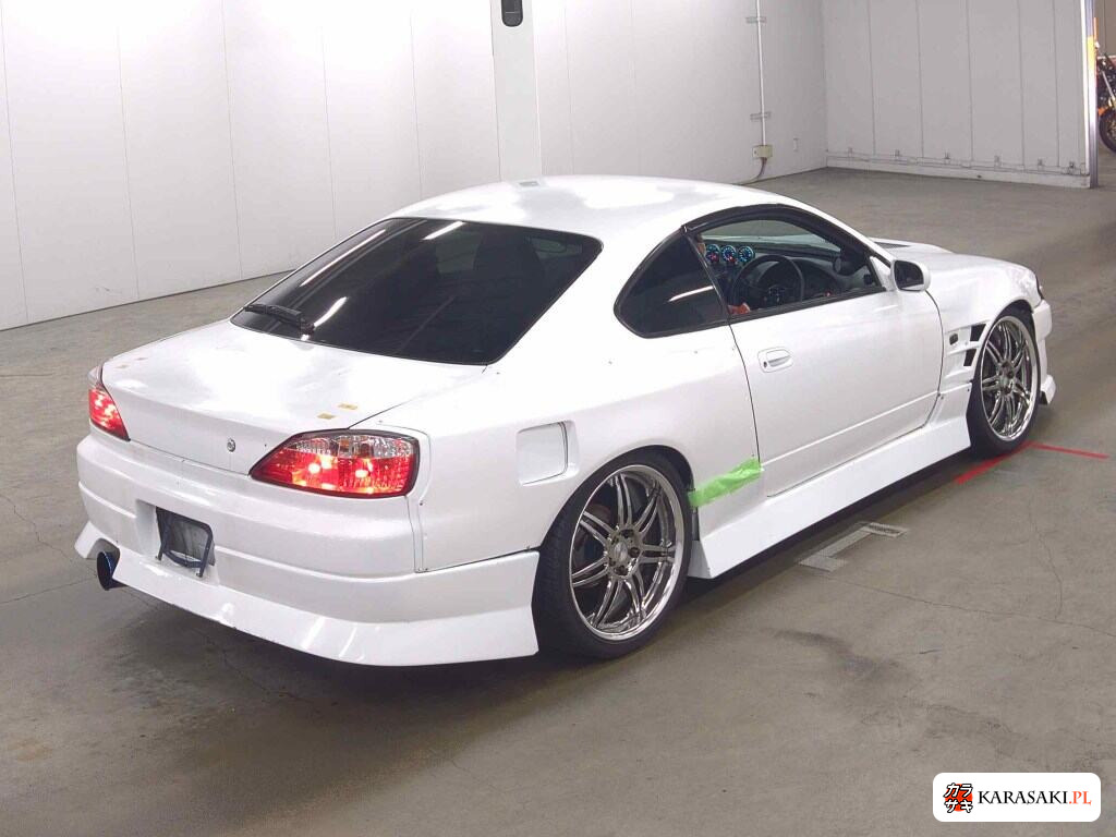 Nissan Silvia 2001 z aukcji japońskiej