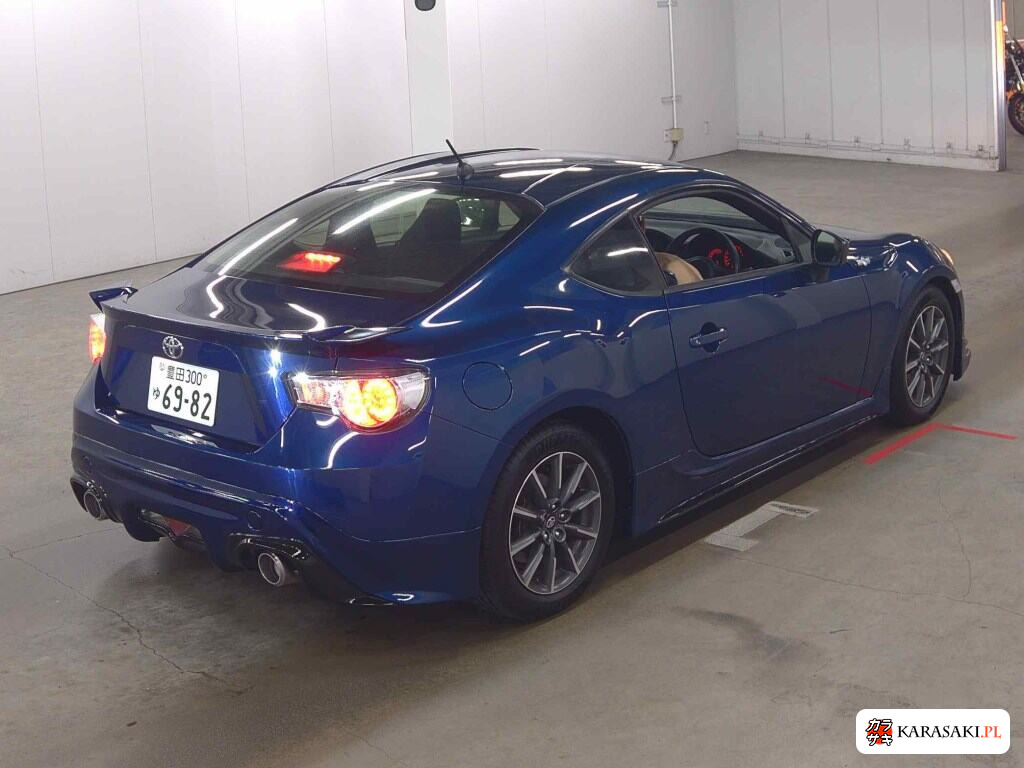 Toyota 86 2012 z aukcji japońskiej