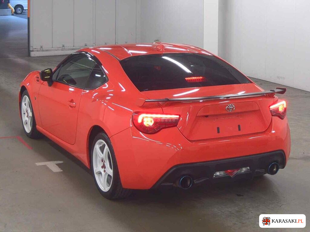 Toyota 86 2017 z aukcji japońskiej