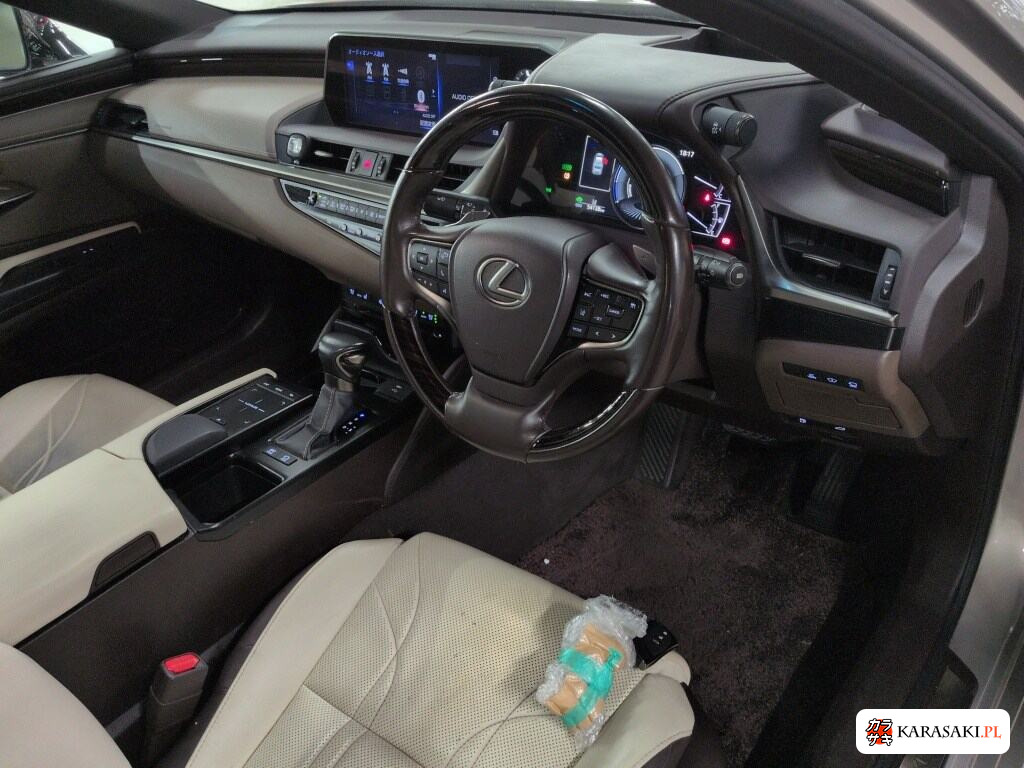 Lexus Es 2020 z aukcji japońskiej
