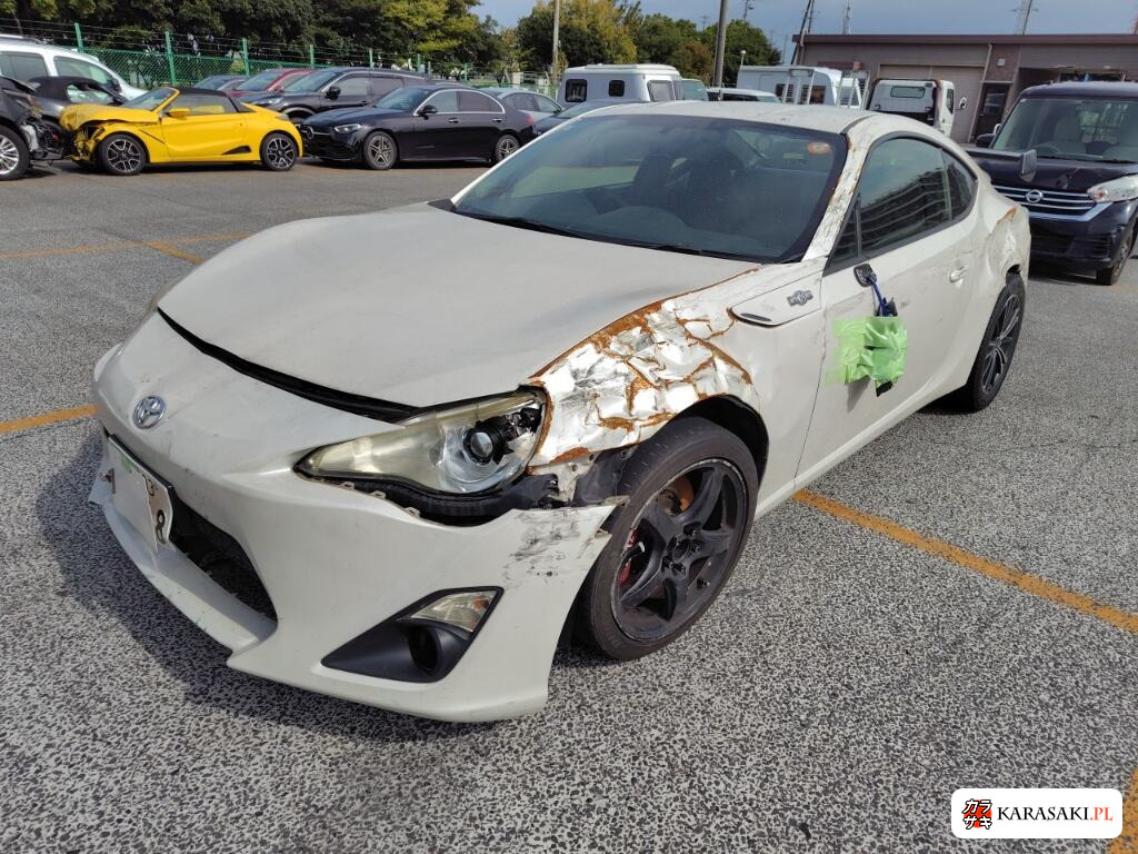 Toyota 86 2012 z aukcji japońskiej