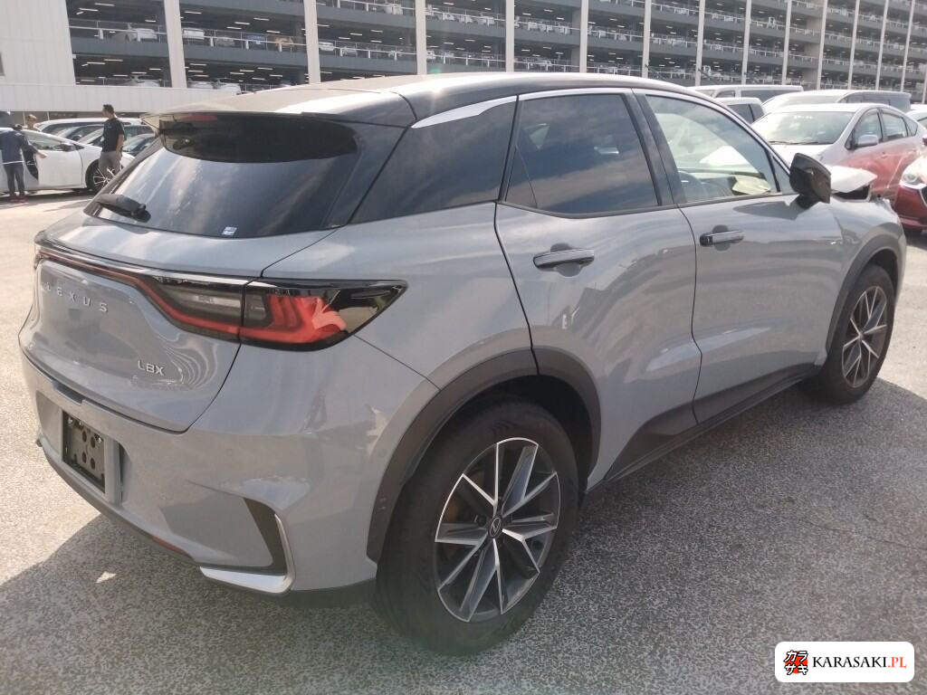 Lexus LBX 2026 z aukcji japońskiej