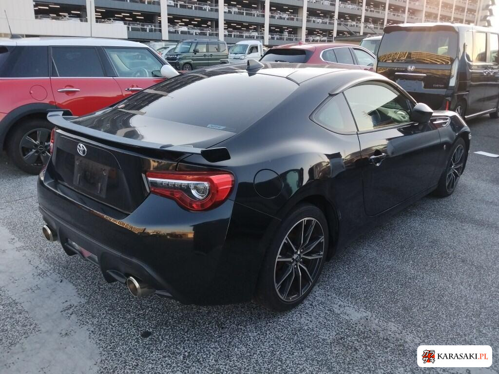 Toyota 86 2017 z aukcji japońskiej