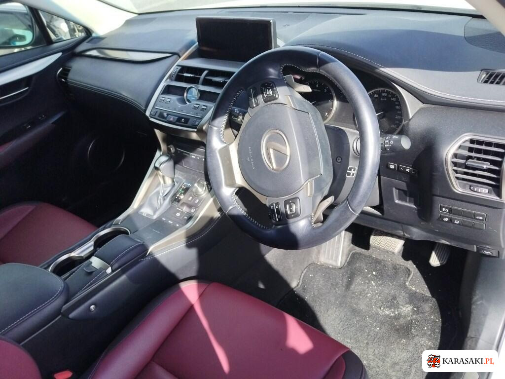 Lexus NX 2018 z aukcji japońskiej