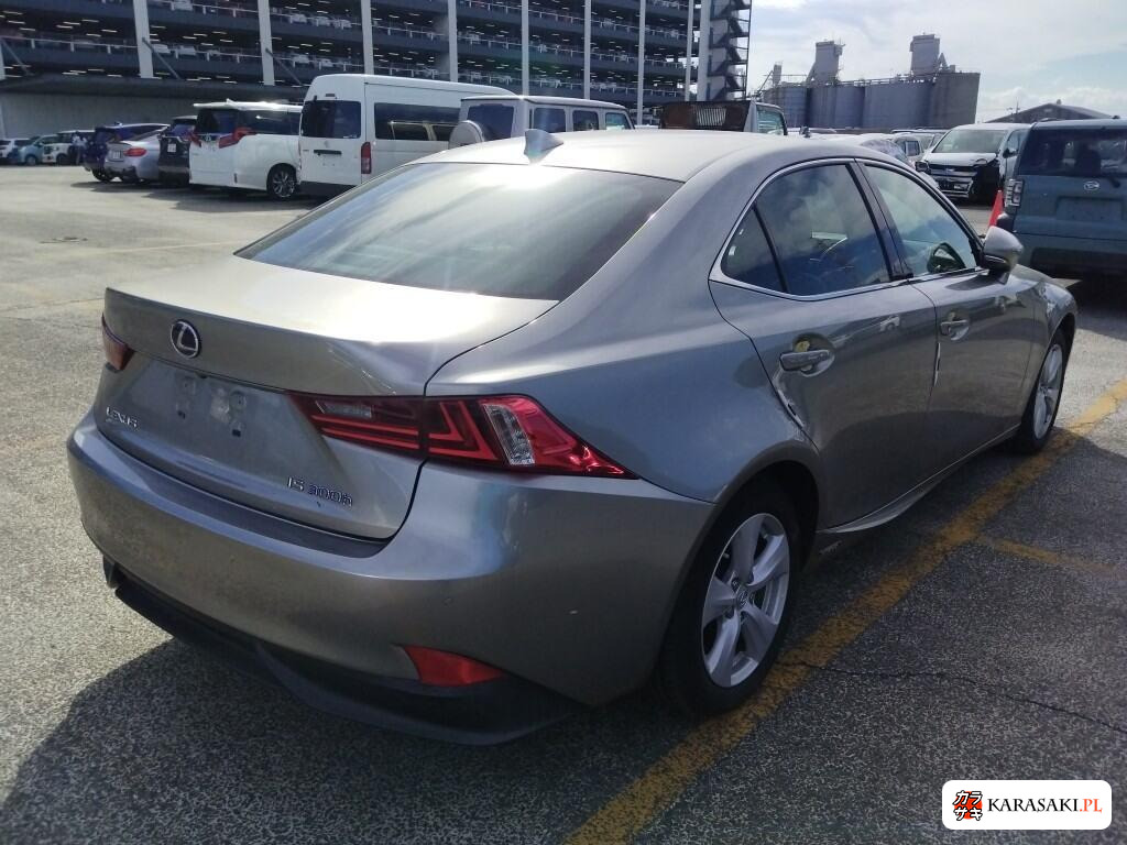 Lexus Is 2013 z aukcji japońskiej