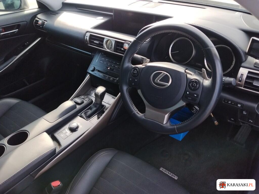 Lexus Is 2013 z aukcji japońskiej